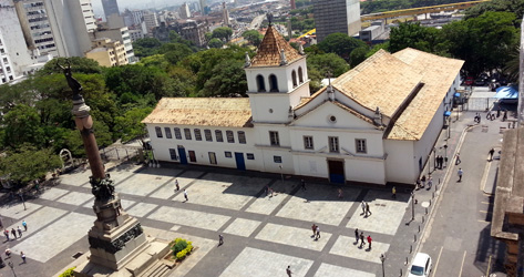 primeira praça WiFi Livre