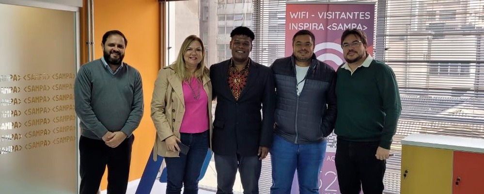 Na foto, a partir da esquerda: Carlos Ruas, Rita Teixeira, Luis Renato do Nascimento, Leandro da Costa Silva e Ricardo Abinader