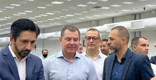 Ricardo Nunes, Juan Quirós, Johann Dantas acompanham atendimento na central sp156