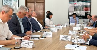 reunião com Ricardo Nunes e AWS